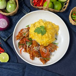 ข้าวไก่ทอดซอสเกาหลี+ไข่ข้น