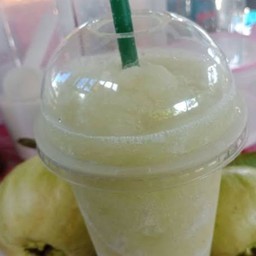 ฝรั่งปั่น. Guava