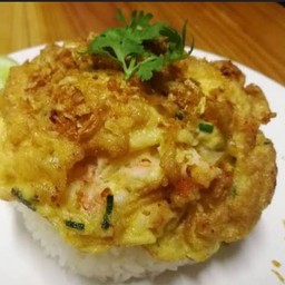 ไข่เจียวกุ้งสับ ราดข้าว