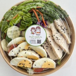 L19 สลัดผัก อกไก่ ไข่ (กล่องใหญ่)