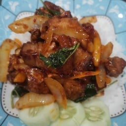 ปากมันหมูกรอบ