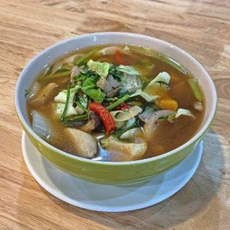 แกงอ่อมไก่