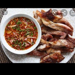 เนื้อย่างจิ้มแจ่ว