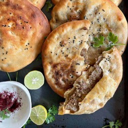 CHICKEN KEEMA NAAN