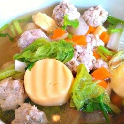 Clear Soup With Tofu And Minced Pork