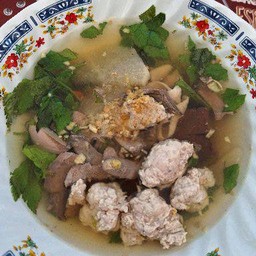 ต้มเลือดหมูร้อนๆ