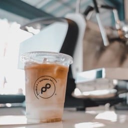 Iced Vanilla Latte