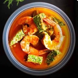 แกงส้มชะอมกุ้งสด