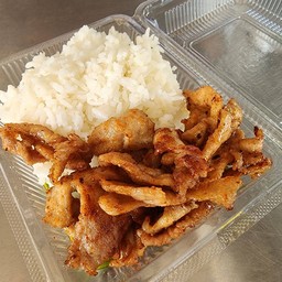 เนื้อสัตว์ ทอด ราดข้าว