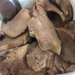 A13 ลิ้นวัวตุ๋นลวกจิ้ม