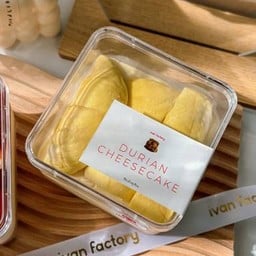 ชีสเค้กทุเรียนแบบกล่อง
