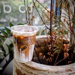 Iced Caramel Macchiato