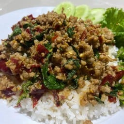แซ่บกะเพรา