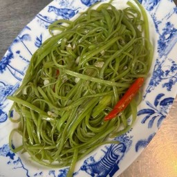 ผัดผักบุ้งน้ำมันหอย Vegeterian