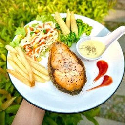 สเต็กปลาแซลม่อน