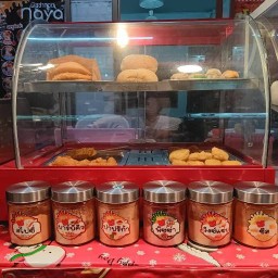 ไก่เขย่า