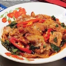 กะเพราเบค่อน(กับข้าว)