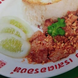 หมูกระเทียม(กับข้าว)