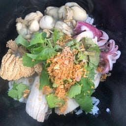 ไข่ปลาอินทรีย์ หมึก ปลา หอยนางรม