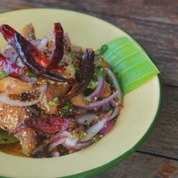 น้ำตกปลาช่อน