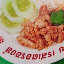 ไก่กระเทียม(กับข้าว)