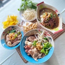 ก๋วยเตี๋ยวเรือเมโทร