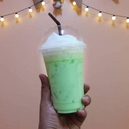 นมเย็นเขียว