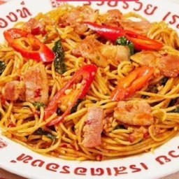 สปาเก๊ตตี้ผัดกะเพราเบค่อน