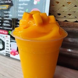 น้ำมะพร้าวปั่น  เชียงราย