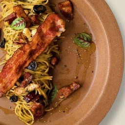 SPAGHETTI AGLIO E OLIO