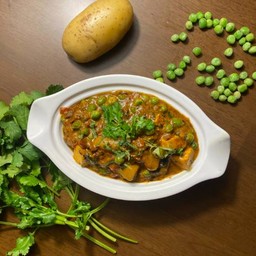 Aloo Mutter Paneer