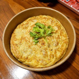 ข้าวไข่เจียวหมูสับ (ไข่ 2ฟอง)