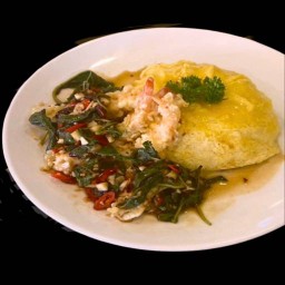 ข้าวกะเพรากุ้งเทมปุระ+ไข่ข้น