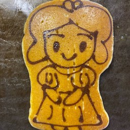 แพนเค้กการ์ตูนรูปผู้หญิง