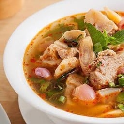 ต้มแซ่บกระดูกอ่อนหมู