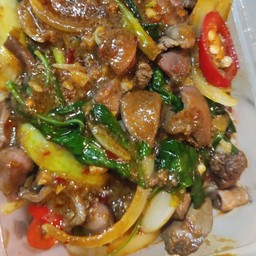 เครื่องในไก่ผัดพริกเผา