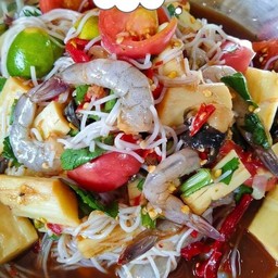 ตำหน่อไม้กุ้งสด