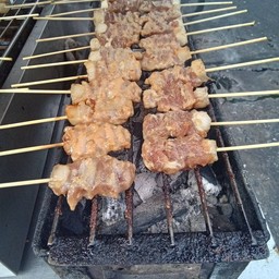 หมูปิ้ง ไม้ละ
