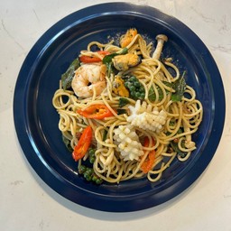 สปาเกตตี้ขี้เมาทะเล