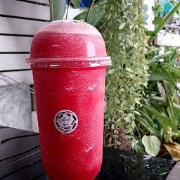 น้ำสตรอเบอร์รี่ ปั่นปีโป้