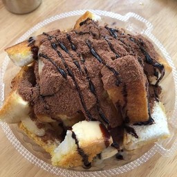 ปังปิ้ง โคตร วิปโอวัลติน ราดช็อคโกแลต