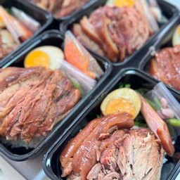 ข้าวขาหมูเนื้อล้วนพิเศษ