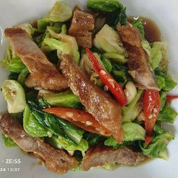 แขนงหมูกรอบ