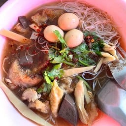 ดงจั๊บ ก๋วยจั๊บโบราณ กระเพาะปลา
