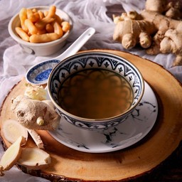 น้ำขิงเปล่า ร้อน