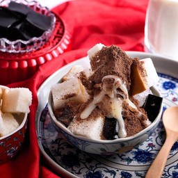 เฉาก๊วย ขนมปัง นมสด ภูเขาไฟ