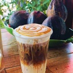 กาแฟ มัคคีอาโต้ คาราเมล เย้น