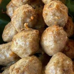 ลูกชิ้นเอ็นเนื้อทอด