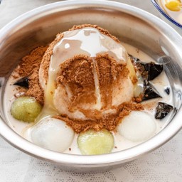 เฉาก๊วย บัวลอย นมสด ภูเขาไฟ