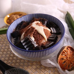 เฉาก๊วย นมสด ภูเขาไฟ